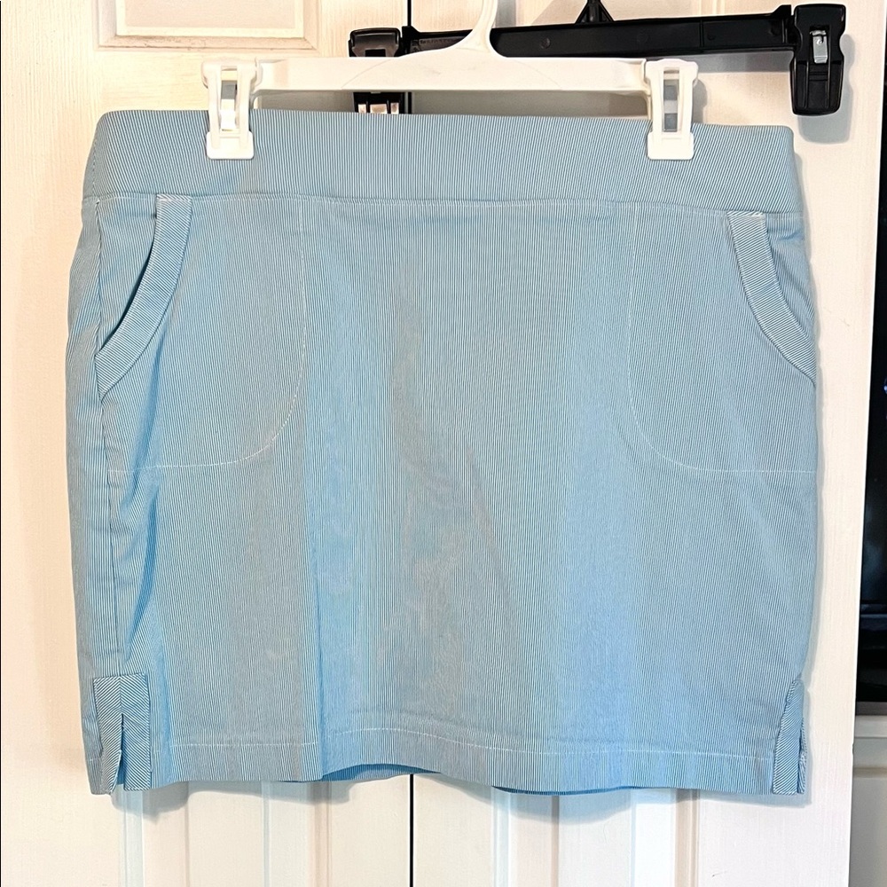 Crown and Ivy Skort